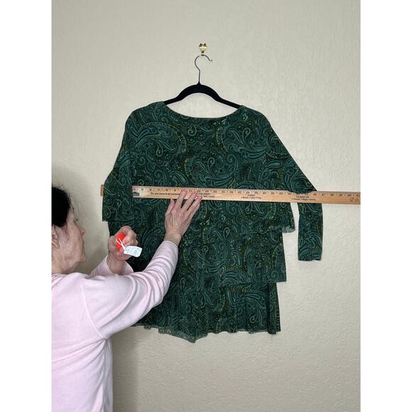 Susan Graver womens size L top tiered green paisley 3/4 sleeve artsy, lagenlook - Picture 3 of 11